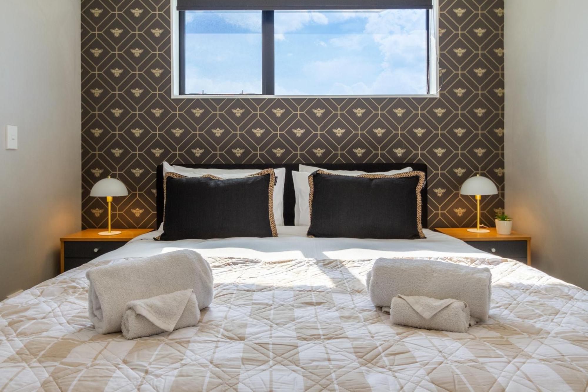 Luxury Without Limits In Cbd Christchurch Exteriör bild